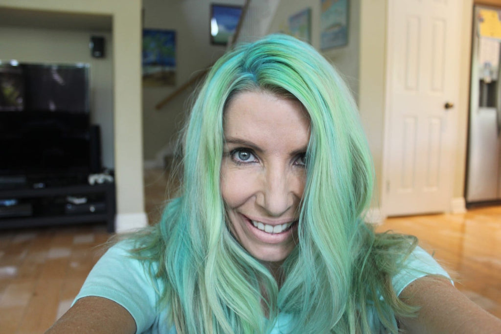 How to get Temporary Mermaid Blue and Green Hair with Rootflage Renegade
